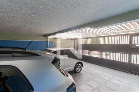 Casa à venda com 325m², 5 quartos e 4 vagasFoto 24