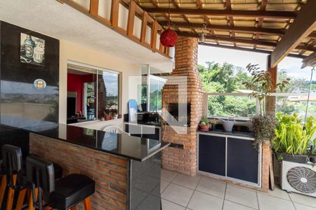 Apartamento à venda com 170m², 3 quartos e 1 vaga Apartamento à venda com 170m², 3 quartos e 1 vagaCobertura