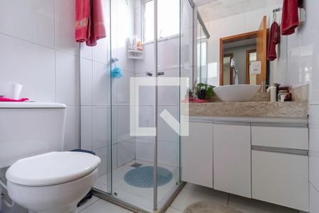 Apartamento à venda com 170m², 3 quartos e 1 vaga Apartamento à venda com 170m², 3 quartos e 1 vagaBanheiro social