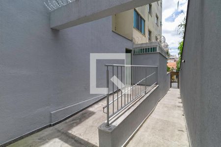 Apartamento à venda com 170m², 3 quartos e 1 vaga Apartamento à venda com 170m², 3 quartos e 1 vagaEntrada
