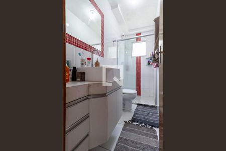 Apartamento à venda com 170m², 3 quartos e 1 vaga Apartamento à venda com 170m², 3 quartos e 1 vagaBanheiro da suíte