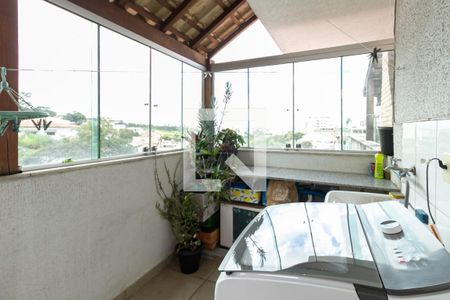 Apartamento à venda com 170m², 3 quartos e 1 vaga Apartamento à venda com 170m², 3 quartos e 1 vagaCobertura - Área de serviço