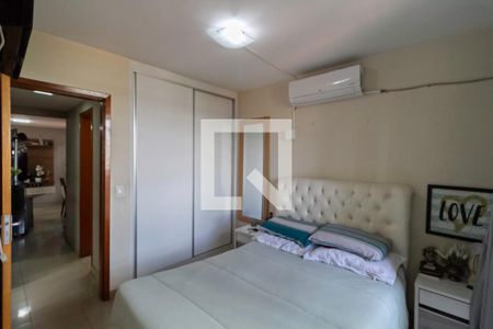 Apartamento à venda com 170m², 3 quartos e 1 vaga Apartamento à venda com 170m², 3 quartos e 1 vagaSuíte