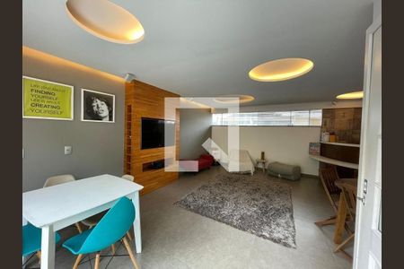 Casa de condomínio à venda com 231m², 4 quartos e 2 vagas