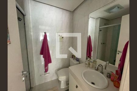 Casa de condomínio à venda com 231m², 4 quartos e 2 vagas
