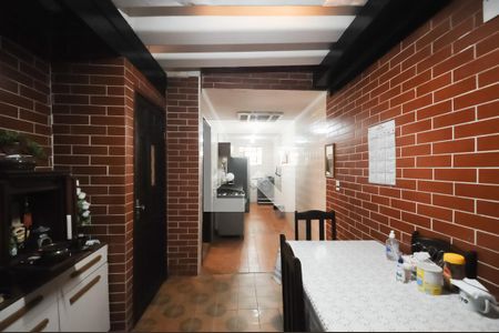 Casa à venda com 155m², 2 quartos e 4 vagas Casa à venda com 155m², 2 quartos e 4 vagasCozinha