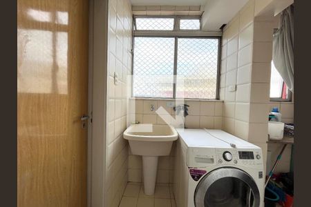 Apartamento à venda com 140m², 3 quartos e 1 vagaÁrea de Serviço