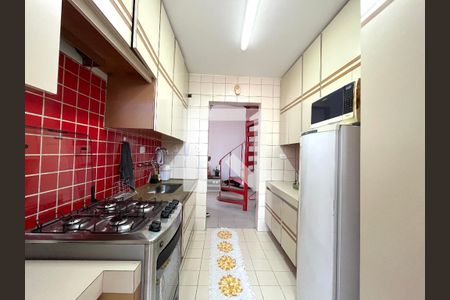 Apartamento à venda com 140m², 3 quartos e 1 vagaCozinha 