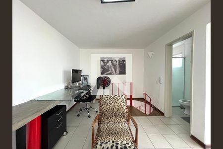 Apartamento à venda com 140m², 3 quartos e 1 vagaSala de TV