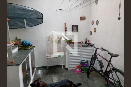 Casa de condomínio à venda com 110m², 3 quartos e 2 vagas
