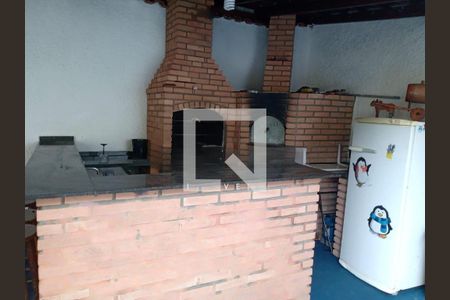 Casa de condomínio à venda com 110m², 3 quartos e 2 vagas