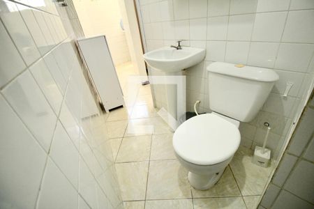 Casa para alugar com 60m², 1 quarto e 1 vagaBanheiro do Quarto