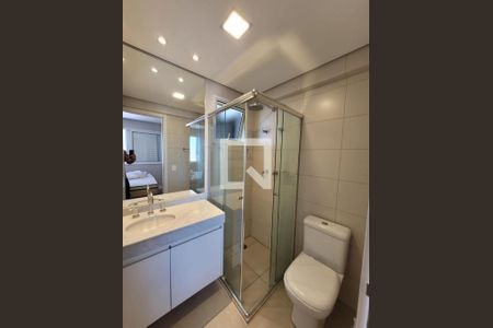 Banheiro suíte de apartamento à venda com 2 quartos, 60m² em Vila Sofia, São Paulo