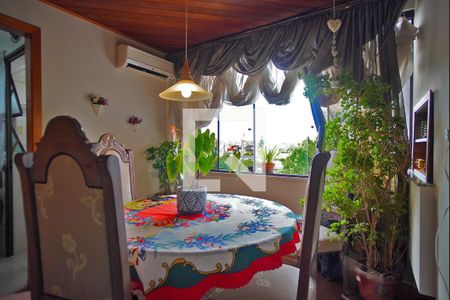 Sala de apartamento à venda com 3 quartos, 82m² em Cristo Redentor, Porto Alegre