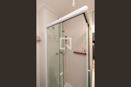 Apartamento para alugar com 60m², 2 quartos e 1 vaga Apartamento para alugar com 60m², 2 quartos e 1 vagaBanheiro Corredor