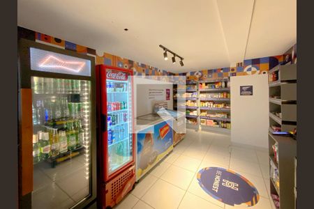 Apartamento à venda com 86m², 2 quartos e 2 vagasÁrea comum - Mercado