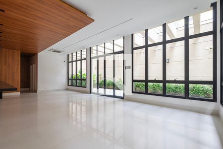 Apartamento à venda com 225m², 3 quartos e 4 vagas Apartamento à venda com 225m², 3 quartos e 4 vagasSalão de Festas