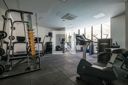 Apartamento à venda com 225m², 3 quartos e 4 vagas Apartamento à venda com 225m², 3 quartos e 4 vagasAcademia