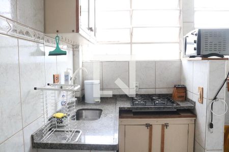 Apartamento à venda com 51m², 1 quarto e sem vagaCozinha e Área de Serviço