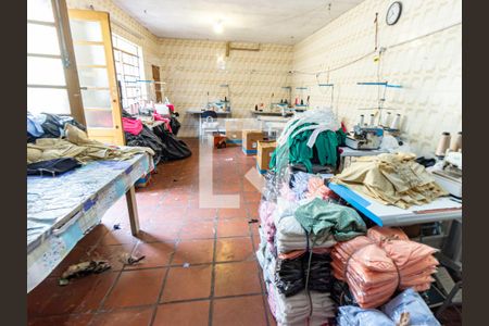 Casa à venda com 200m², 5 quartos e 3 vagasSalão