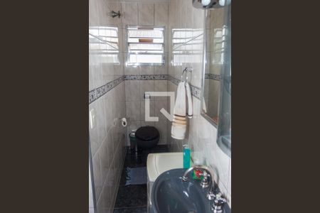 Casa à venda com 80m², 3 quartos e 2 vagasBanheiro da Suíte