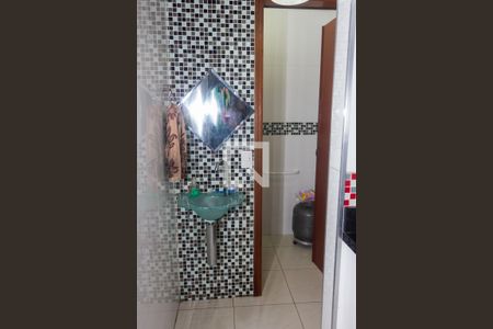 Casa à venda com 80m², 3 quartos e 2 vagasLavabo