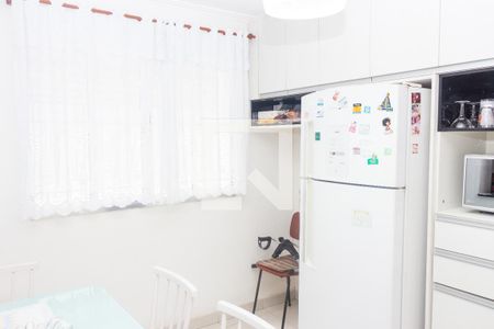 Casa à venda com 80m², 3 quartos e 2 vagasCozinha