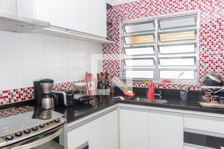 Casa à venda com 80m², 3 quartos e 2 vagasCozinha