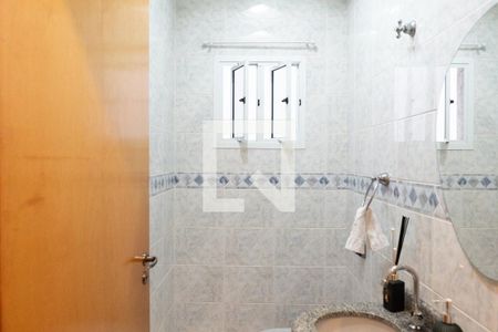 Casa à venda com 212m², 3 quartos e 4 vagasBanheiro