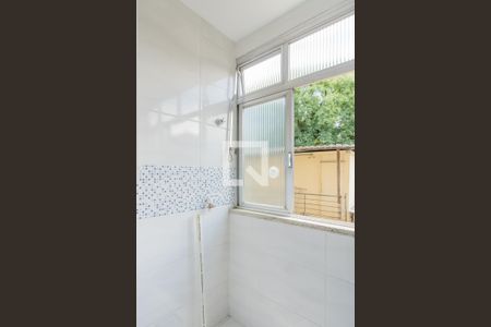 Apartamento para alugar com 92m², 2 quartos e sem vaga Apartamento para alugar com 92m², 2 quartos e sem vagaCozinha e Área de Serviço