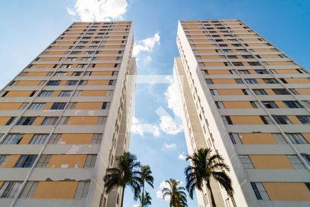 Apartamento à venda com 69m², 3 quartos e 1 vagaFachada