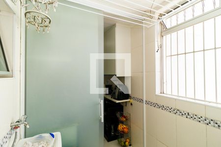 Apartamento à venda com 69m², 3 quartos e 1 vagaÁrea de Serviço