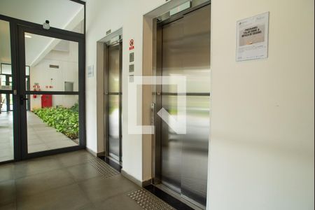 Apartamento à venda com 35m², 1 quarto e sem vagaÁrea comum - Elevadores