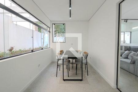 Apartamento para alugar com 32m², 1 quarto e sem vagaÁrea comum