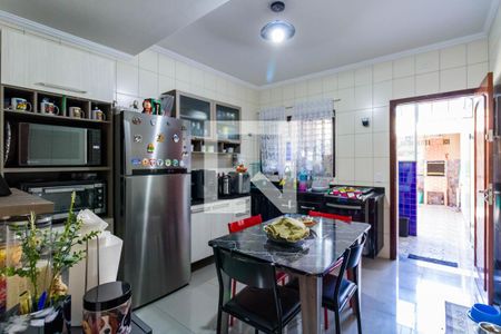 Casa à venda com 138m², 3 quartos e 2 vagasCozinha