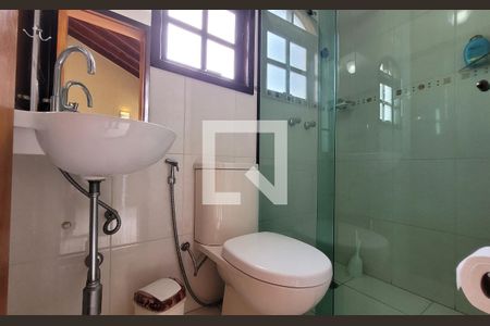 Casa à venda com 240m², 3 quartos e 3 vagasBanheiro