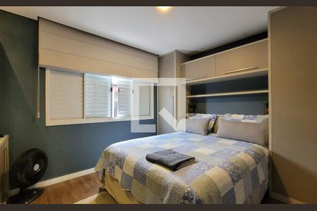 Casa à venda com 240m², 3 quartos e 3 vagasSuíte