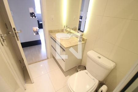 Apartamento à venda com 92m², 2 quartos e 2 vagasQuarto 2 - Banheiro