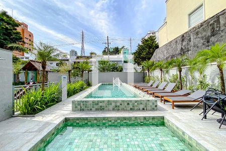 Apartamento à venda com 117m², 2 quartos e 3 vagasÁrea comum - Piscina