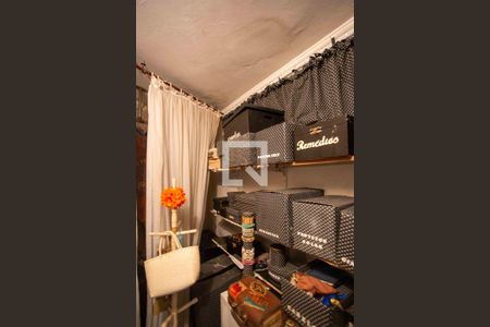 Casa à venda com 260m², 2 quartos e 2 vagasCloset