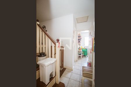 Casa à venda com 55m², 3 quartos e 1 vaga Casa à venda com 55m², 3 quartos e 1 vagaCorredor