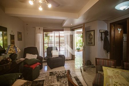 Sala de casa à venda com 3 quartos, 55m² em Espírito Santo, Porto Alegre