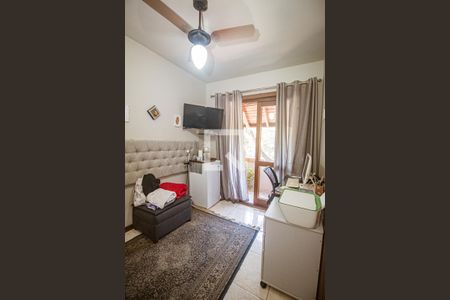 Quarto 2 de casa à venda com 3 quartos, 55m² em Espírito Santo, Porto Alegre