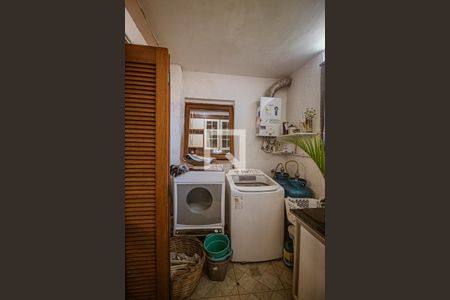 Casa à venda com 55m², 3 quartos e 1 vaga Casa à venda com 55m², 3 quartos e 1 vagaÁrea de Serviço