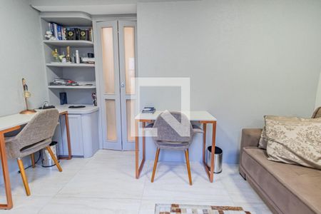 Apartamento à venda com 287m², 3 quartos e 2 vagasEscritório