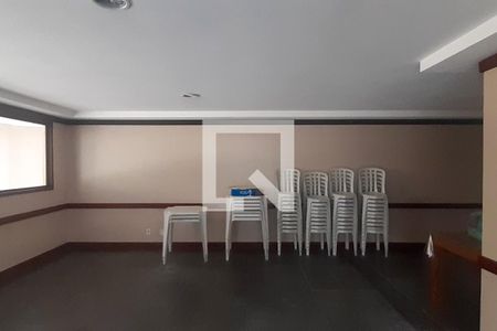 Apartamento à venda com 102m², 3 quartos e 1 vaga Apartamento à venda com 102m², 3 quartos e 1 vagaÁrea comum - Salão de festas