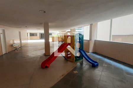 Apartamento à venda com 102m², 3 quartos e 1 vaga Apartamento à venda com 102m², 3 quartos e 1 vagaÁrea comum - Playground