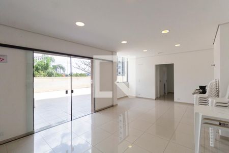 Apartamento à venda com 38m², 1 quarto e sem vagaÁrea Comum - Salão de Festas 