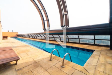 Studio para alugar com 43m², 1 quarto e 1 vaga Studio para alugar com 43m², 1 quarto e 1 vagaÁrea comum - Piscina