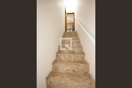 Casa de condomínio à venda com 72m², 2 quartos e 2 vagasCorredor